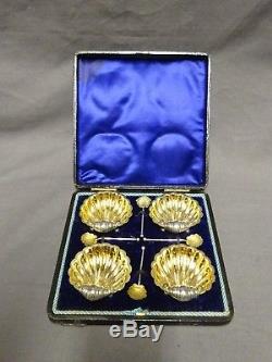 Antique Cased Victorian Sterling Silver Scallop Shell Salt Cellars & Spoons x 4