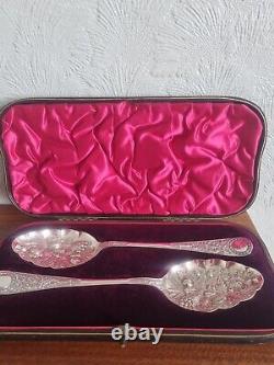 Antique Victorian Cased Pair Of Large Sterling Silver Berry Spoons (london 1898)