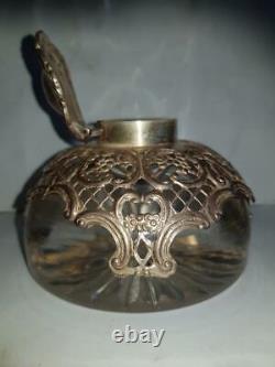 Antique Victorian English Silver Inkwell Ink stand William Comyns London 1901