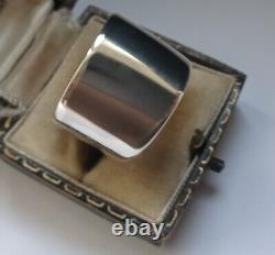 Antique Victorian Solid Silver Ring, London 1847