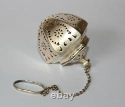 BAILEY BANKS & BIDDLE Antique Ornate Sterling Silver Tea Ball Infuser Strainer