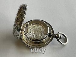 Beautiful Victorian Solid Silver Sovereign Case by William Neale Chester 1900
