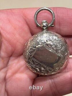 Beautiful, antique, hallmarked solid silver sovereign holder. VG condition