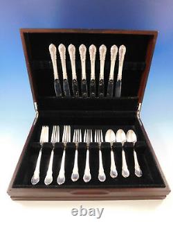 Modern Victorian by Lunt Sterling Silver Flatware Set for 8 Service 32 pieces