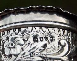 SUPERB VICTORIAN Daniel & John Wellby SOLID SILVER PICTORIAL TABLE SNUFF BOX
