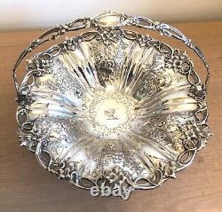 Superb Victorian silver basket. London 1856 Henry Lias & Son. 991 Gs