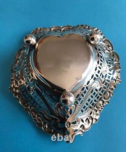 Victorian 1896 Solid Silver Pair Of Bon Bon Dishes London 75.4g