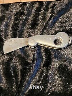 Victorian Silver Cigar Cutter