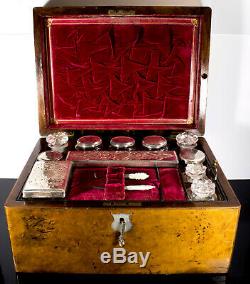 Antique 1840. Travelling Dressing Train Vanity Case Boîte D'argent Et Tiroir Secret