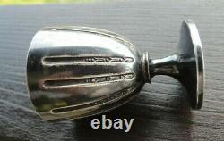 Antique Victorian C. 19e Solide Silver 800 Ag. Egg Cup