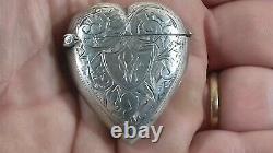 Antique Victorienne Sterling Silver Heart Vesta Case 1897