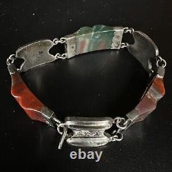 Bracelet en argent massif de l'époque victorienne écossaise, testé avec pierres dures en agate, longueur de 18,5 cm.