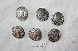 Ensemble de six boutons en argent poinçonnés 1902 Londres William Fawdery, 19,3 grammes.