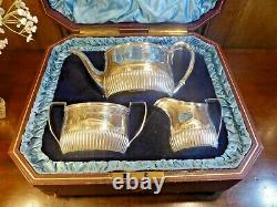 Vgc Boxed Hallmarked 1880 Heavy 540gms Solid Silver Bachelor 3 Pièce Tea Set