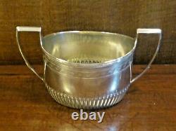 Vgc Boxed Hallmarked 1880 Heavy 540gms Solid Silver Bachelor 3 Pièce Tea Set